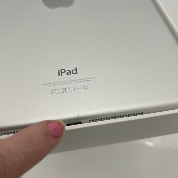 APPLE IPAD AIR 1st GEN| MD788LL/B | 9.7" | 16GB | WIFI | SPACE GRAY EUC/Box (#3) - Picture 7 of 13